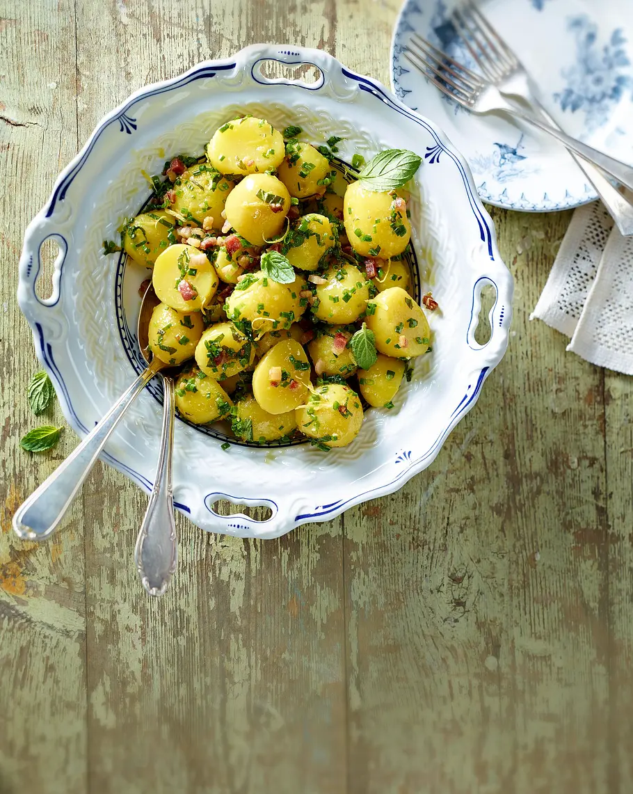 Grüner Kartoffelsalat mit Speck Rezept Grüner Kartoffelsalat mit Speck Rezept
