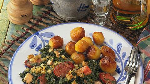 Grünkohl mit Kasseler und Cabanossi Rezept - Foto: Scarlini
