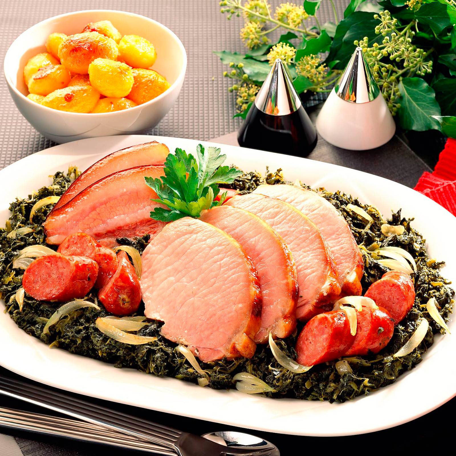 Grünkohl mit Kasseler und Schweinebacke-image