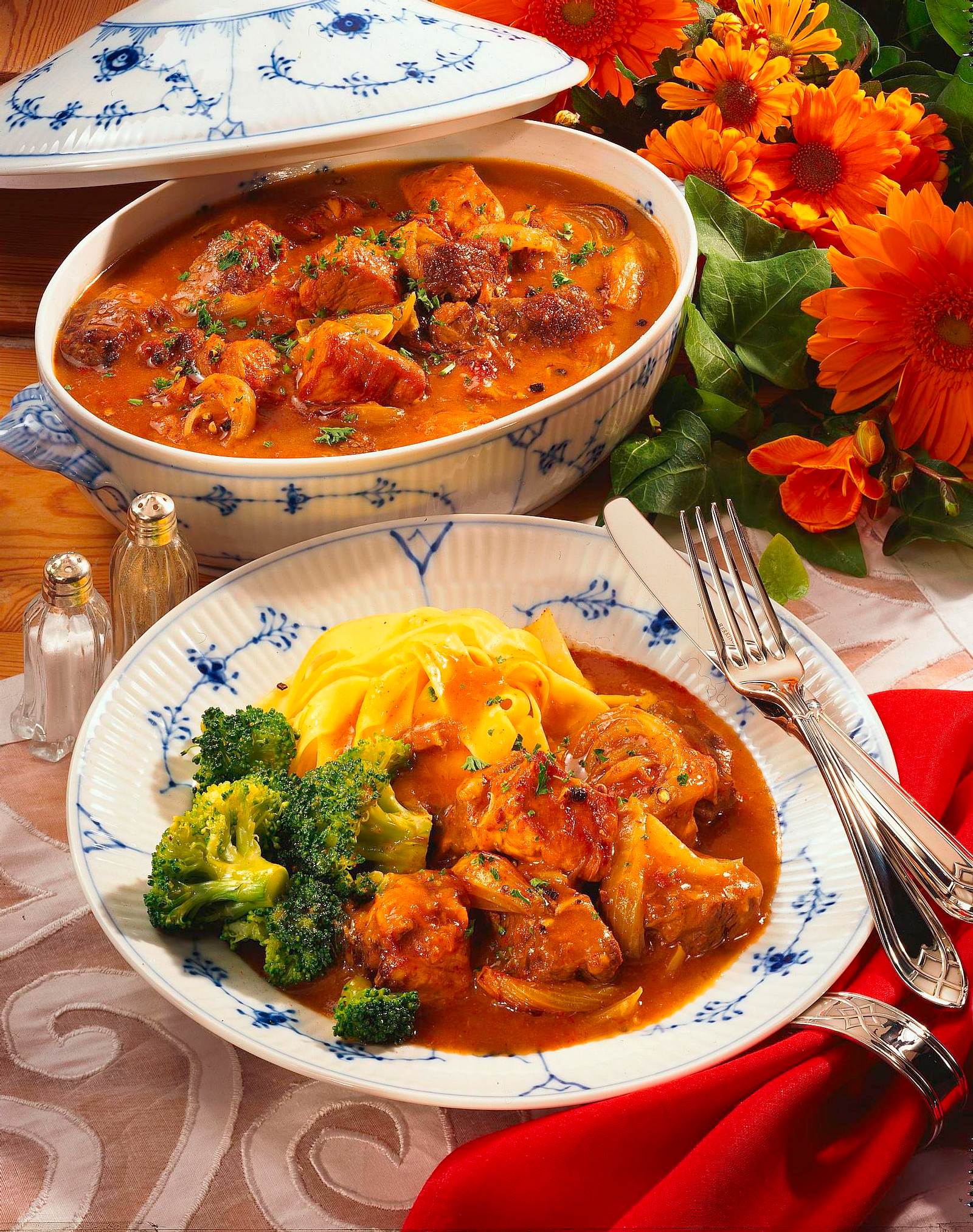 gulasch halb und halb mit rotwein