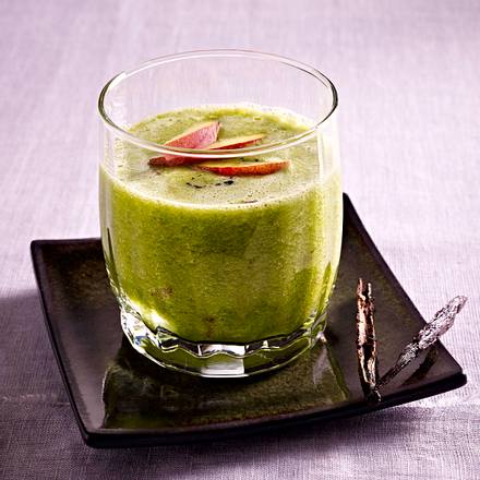 Gurke-Mangold-Pfirsich-Smoothie Rezept Gurke-Mangold-Pfirsich-Smoothie Rezept