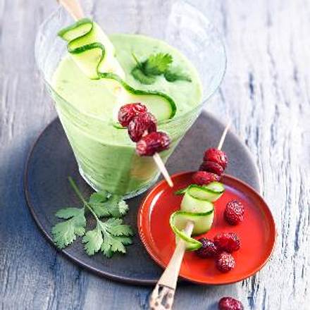 Gurken-Avocado-Smoothie mit Cranberries Rezept Gurken-Avocado-Smoothie mit Cranberries Rezept