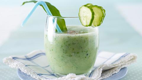 Gurken-Buttermilch-Drink (Trennkost) Rezept - Foto: House of Food / Bauer Food Experts KG