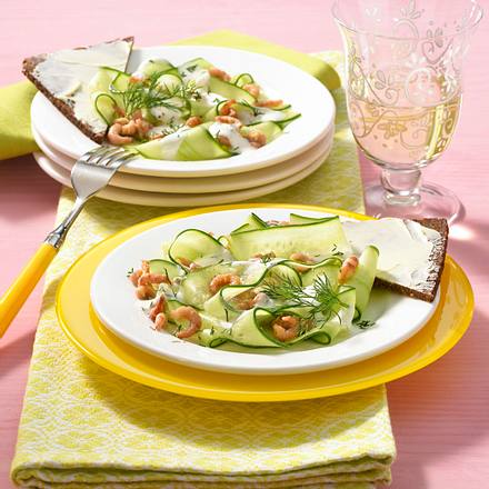 Gurken-Carpaccio mit Krabben Rezept