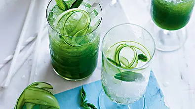 Gurken-Gimlet Rezept - Foto: LECKER @ Bauer Media Group