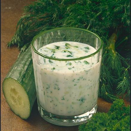 Gurken-Kräuter-Milch Rezept Gurken-Kräuter-Milch Rezept