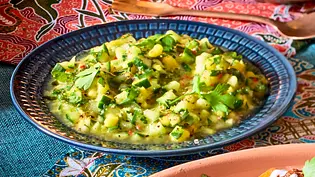 Gurken-Mango-Salsa Rezept - Foto: LECKER @ Bauer Media Group Gurken-Mango-Salsa Rezept - Foto: LECKER @ Bauer Media Group