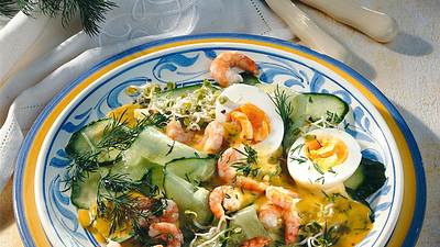 Gurkensalat mit Krabben Rezept - Foto: House of Food / Bauer Food Experts KG