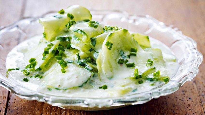 Gurkensalat mit Sahne Rezept - Foto: House of Food / Bauer Food Experts KG