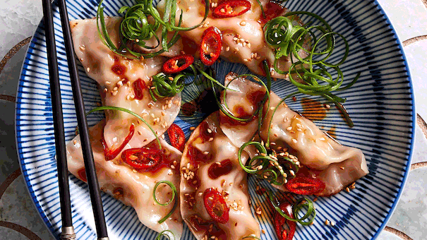 Gyoza mit Ponzu-Topping Rezept - Foto: LECKER @ Bauer Media Group Gyoza mit Ponzu-Topping Rezept - Foto: LECKER @ Bauer Media Group