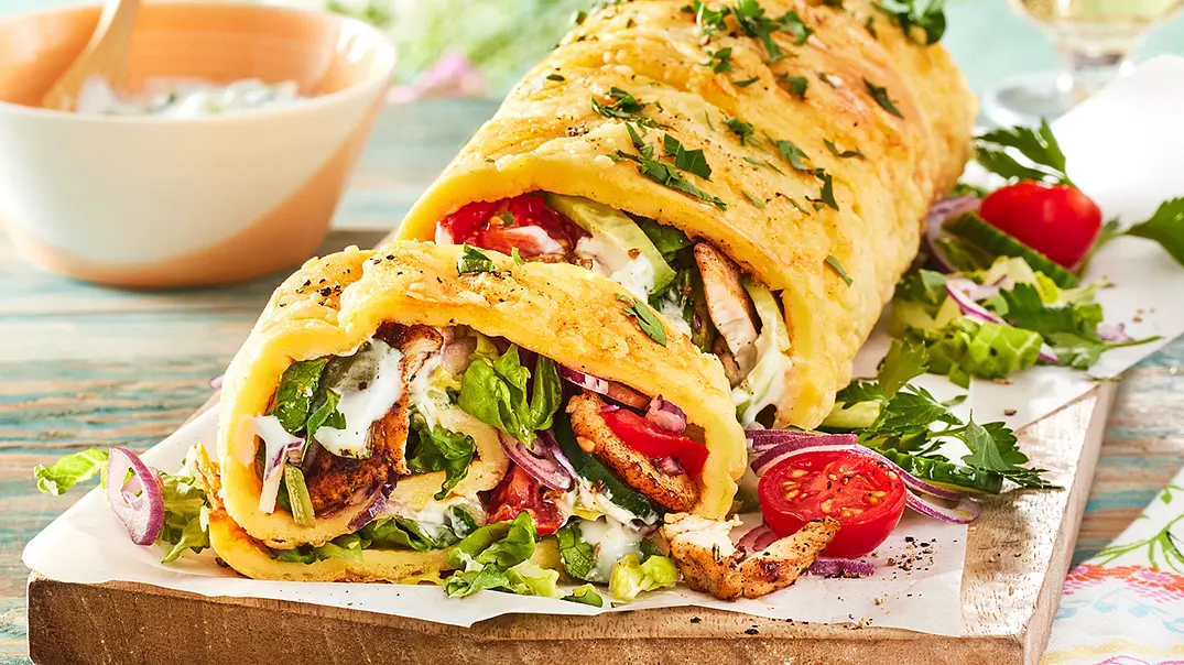 Gyros-Rolle „Grünes Wunder“ Rezept - Foto: LECKER @ Bauer Media Group Gyros-Rolle „Grünes Wunder“ Rezept - Foto: LECKER @ Bauer Media Group