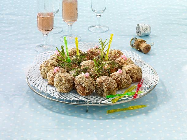 Hack-Brot mit Kräutern Rezept Hack-Brot mit Kräutern Rezept