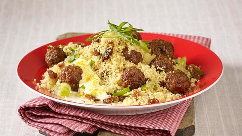 Hack-Couscous mit Joghurt-Dip Rezept - Foto: House of Food / Bauer Food Experts KG