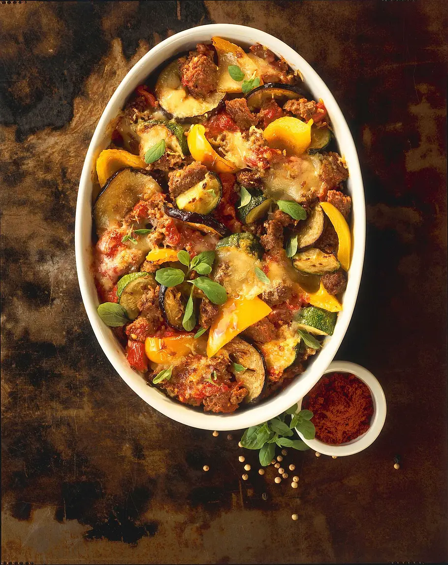 Hack-Gemüse-Auflauf Rezept