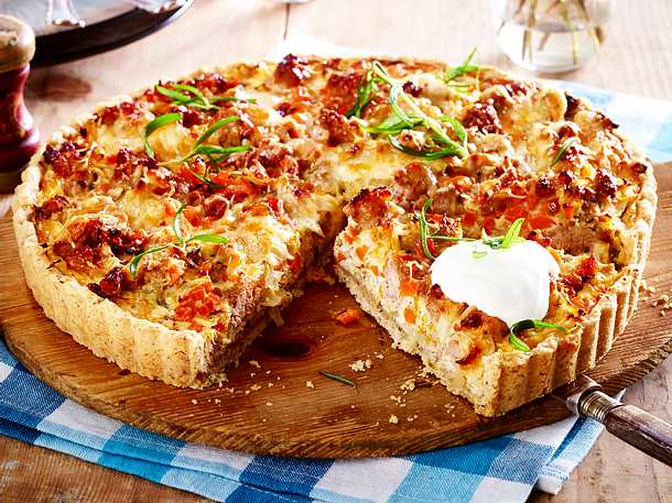 Hack-Quiche mit Spitzkohl und Möhren Rezept Hack-Quiche mit Spitzkohl und Möhren Rezept