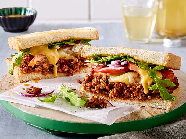 Hack-Stulle "Hot & Cheesy" Rezept