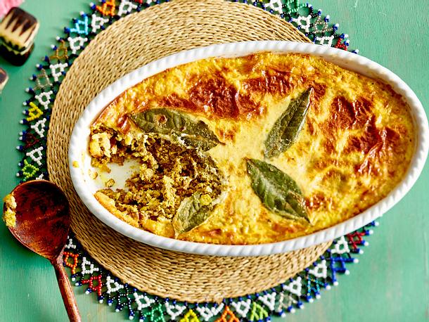 Hackauflauf mit Eiersahne und Gewürzreis Rezept Hackauflauf mit Eiersahne und Gewürzreis Rezept