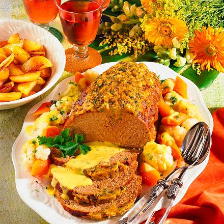 Hackbraten mit Käsekruste Rezept Hackbraten mit Käsekruste Rezept