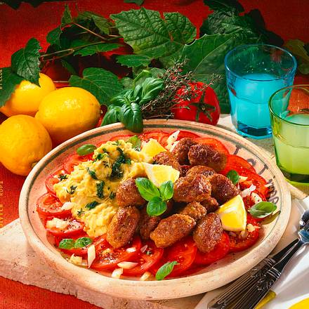 Hackfleischröllchen mit Bohnenmus Rezept Hackfleischröllchen mit Bohnenmus Rezept