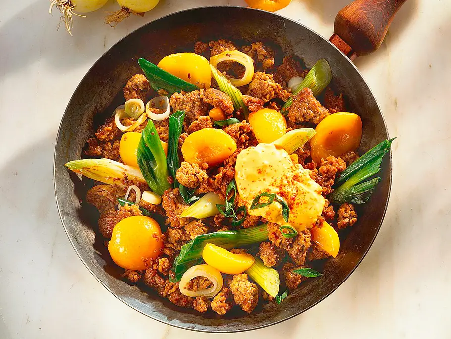 Hackpfanne mit Aprikosen Rezept Hackpfanne mit Aprikosen Rezept