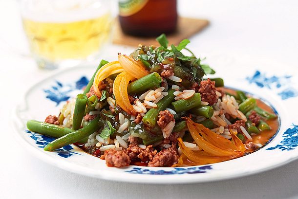 Hackpfanne mit Bohnen und Reis Rezept