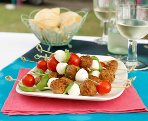 Hackspießchen Tomate-Mozzarella Rezept Hackspießchen Tomate-Mozzarella Rezept