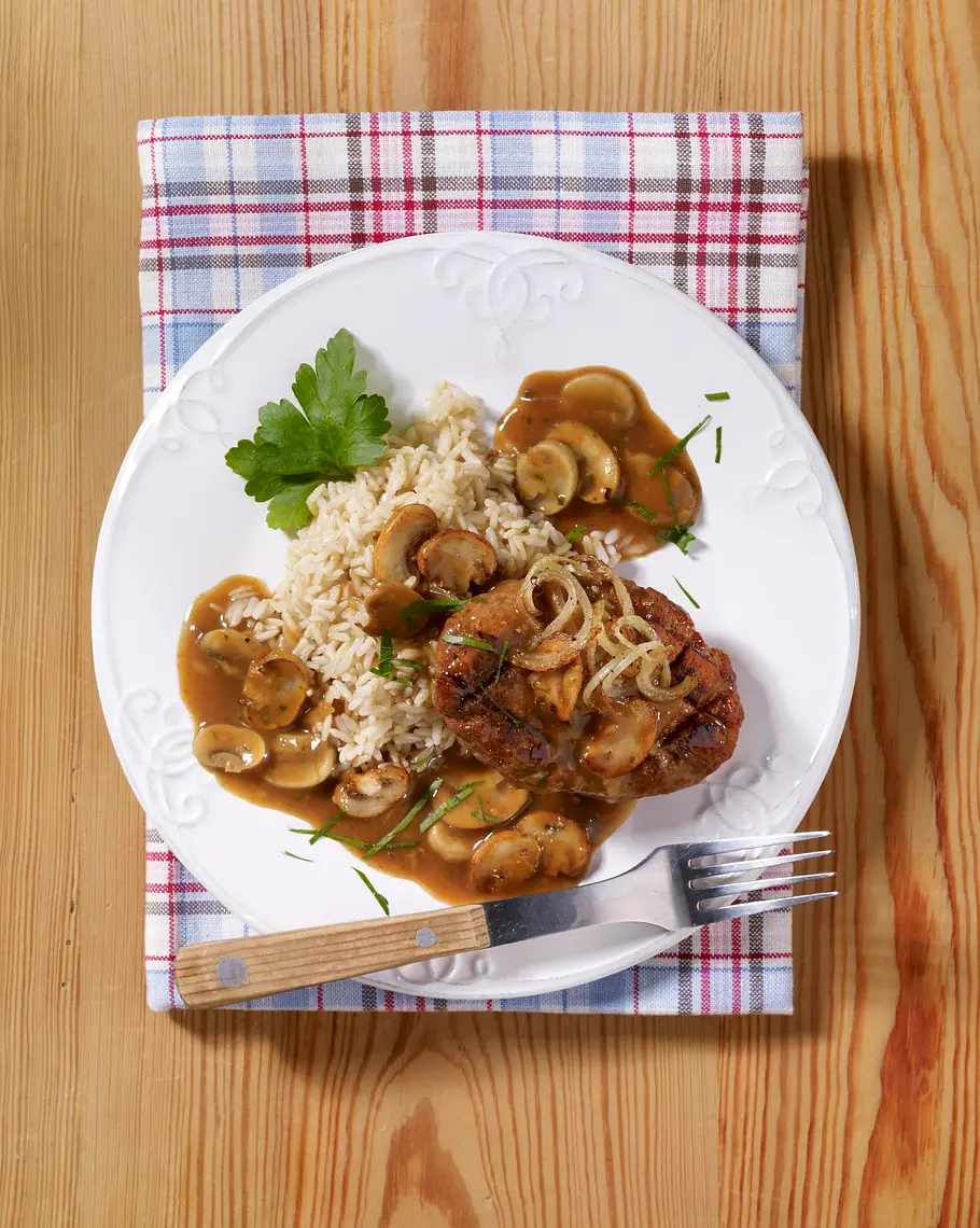Hacksteaks mit Jägersoße Rezept Hacksteaks mit Jägersoße Rezept
