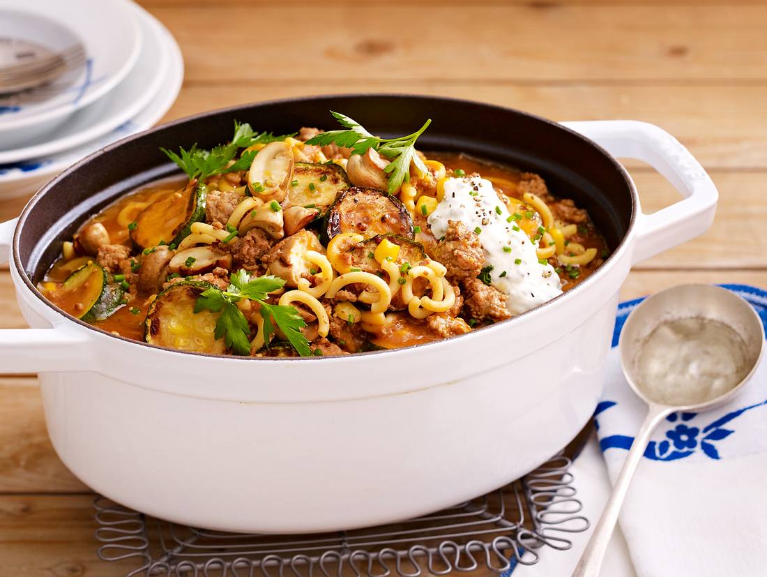 Hacktopf mit Gabelspaghetti Rezept | LECKER