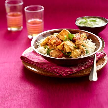 Hähnchen-Curry mit Gurken-Minz-Raita Rezept