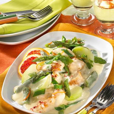 Hähnchen-Ragout mit grünem Spargel Rezept Hähnchen-Ragout mit grünem Spargel Rezept