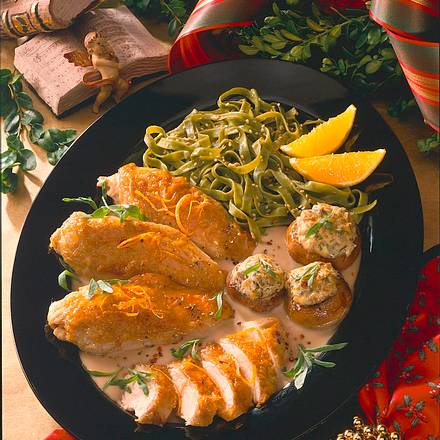 Hähnchenbrustfilets mit gefüllten Champignons Rezept Hähnchenbrustfilets mit gefüllten Champignons Rezept