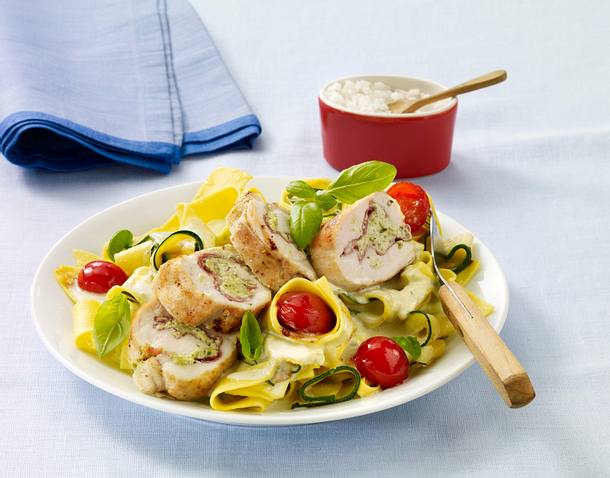 Hähnchenfilet-Rouladen Rezept Hähnchenfilet-Rouladen Rezept