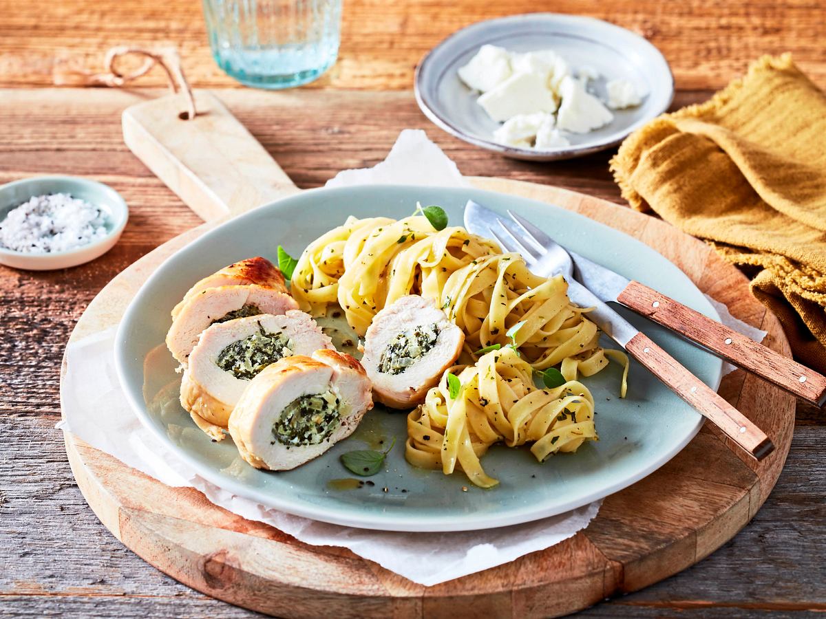 Hähnchenfilets à la Cordon bleu Rezept