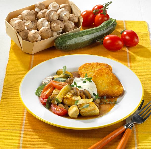 Hähnchengeschnetzeltes mit Rösti Rezept Hähnchengeschnetzeltes mit Rösti Rezept