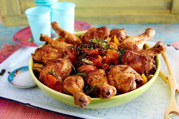 Hähnchenkeulen und Ratatouille vom Blech Rezept