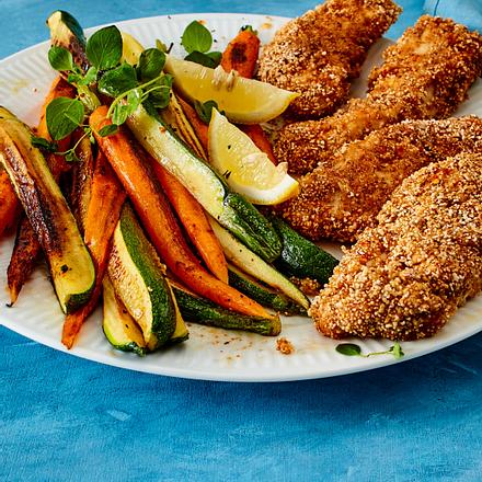 Hähnchensticks mit Amaranth-Panade Rezept Hähnchensticks mit Amaranth-Panade Rezept