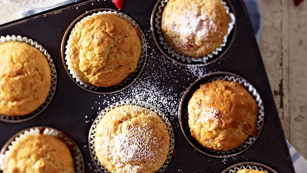 Hagebutten-Muffins Rezept - Foto: LECKER @ Bauer Media Group