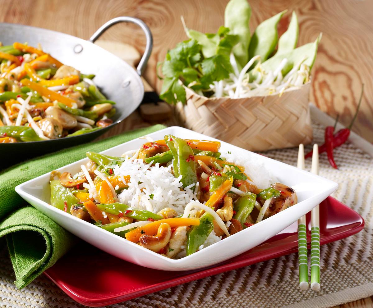 Hähnchen-Bohnen-Wok Rezept