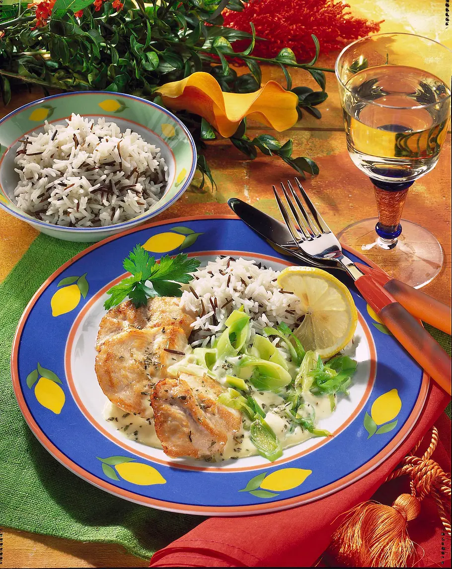 Hähnchen in Zitronen-Thymian-Sauce Rezept Hähnchen in Zitronen-Thymian-Sauce Rezept