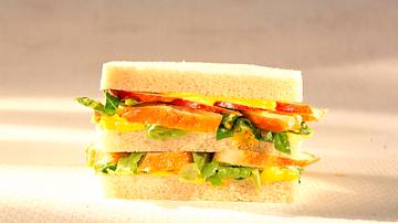 Hähnchen-Sandwich Rezept - Foto: LECKER @ Bauer Media Group