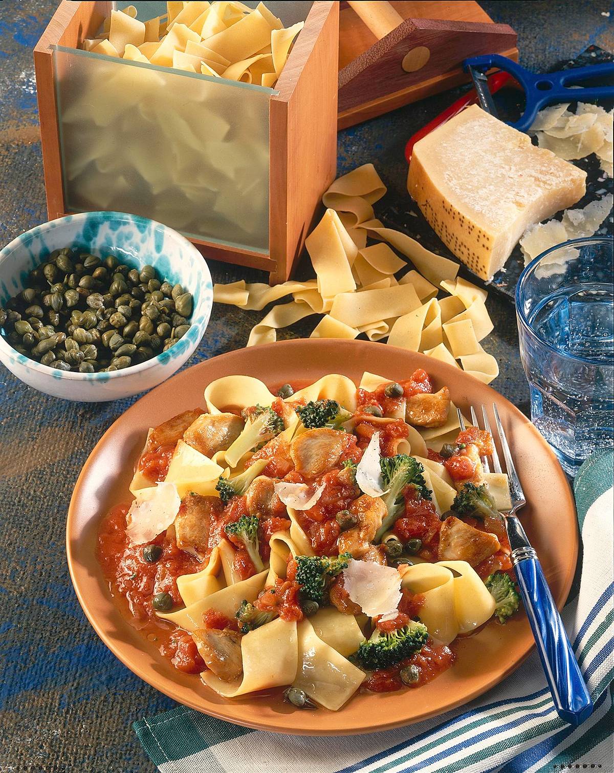 Hähnchengeschnetzeltes mit Bandnudeln Rezept