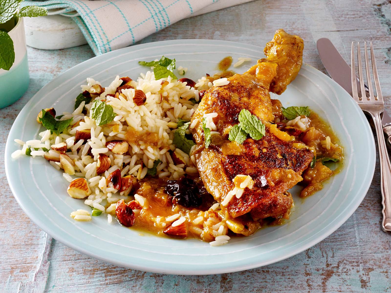 Hähnchenkeulen auf indische Art Rezept | LECKER Hähnchenkeulen auf indische Art Rezept | LECKER