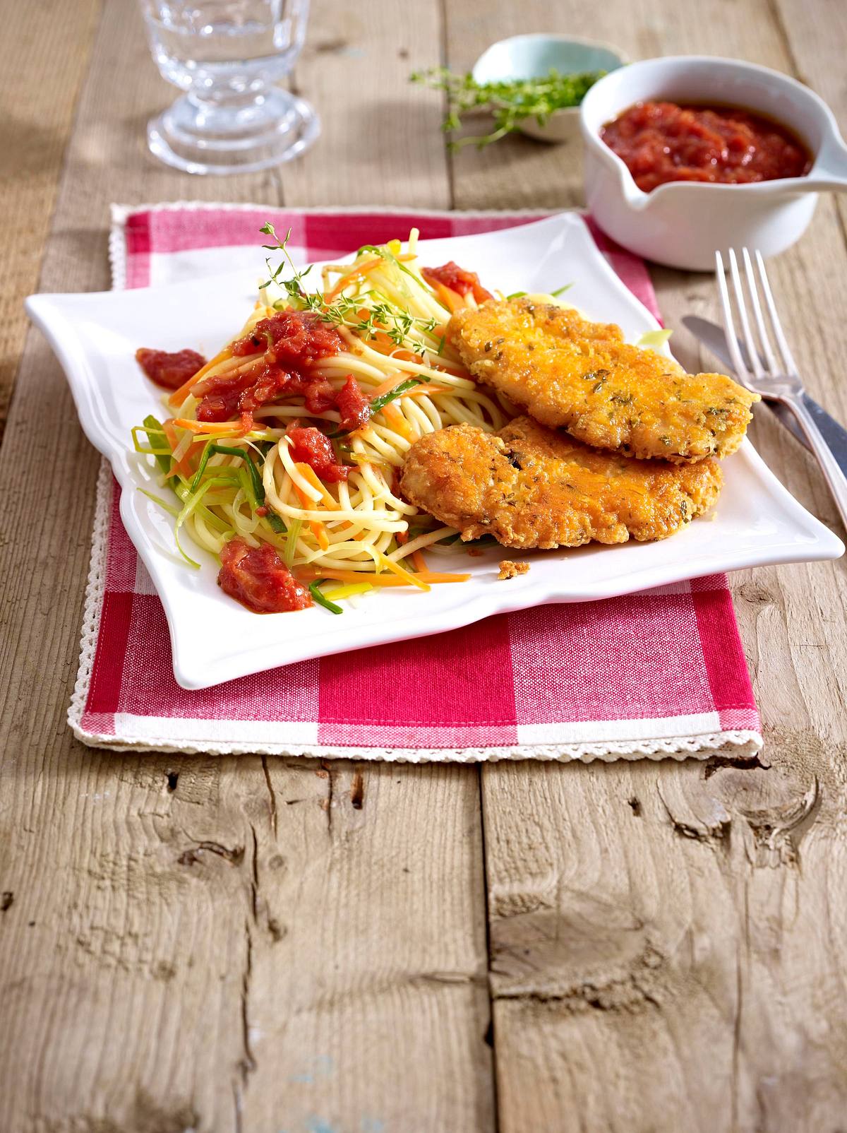 Hähnchenschnitzel in Parmesan-Kräuterkruste Rezept