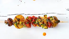 Halloumi-Gemüse-Spieße Rezept - Foto: LECKER @ Bauer Media Group