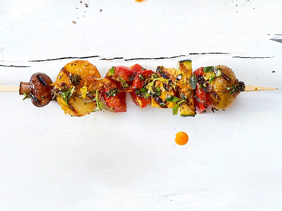 Halloumi-Gemüse-Spieße Rezept Halloumi-Gemüse-Spieße Rezept
