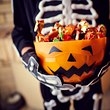 Halloween Süßigkeiten - Foto: iStock/mediaphotos