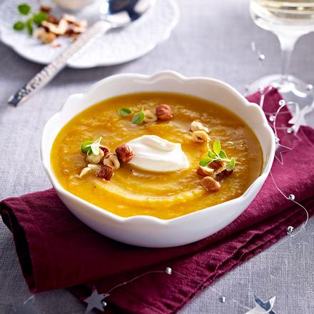 Haselnuss-Kürbissuppe Rezept Haselnuss-Kürbissuppe Rezept