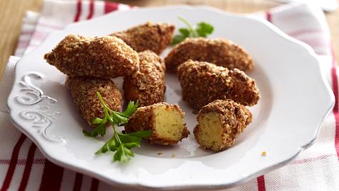 Haselnusskroketten Rezept - Foto: House of Food / Bauer Food Experts KG