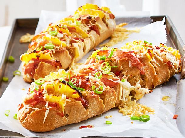Hasselback-Baguette „Hawaii“ Rezept