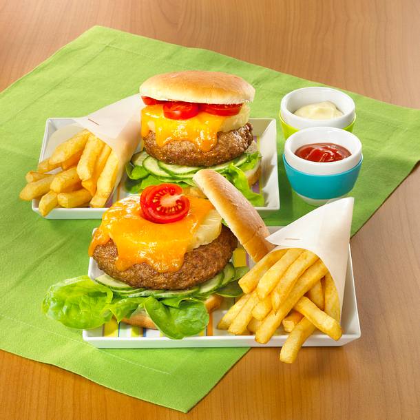 Hawaii-Frikadellen-Burger Rezept Hawaii-Frikadellen-Burger Rezept
